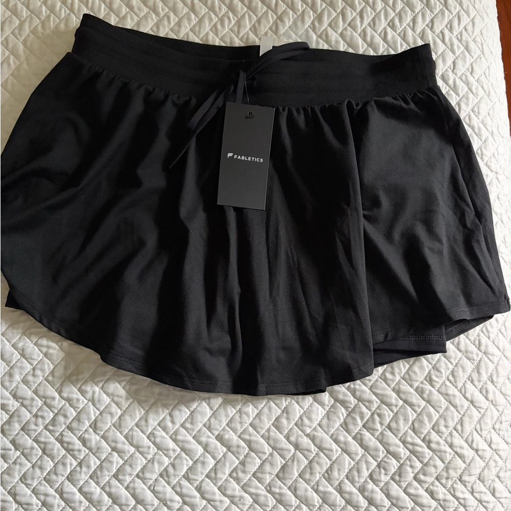 FABLETICS Cloud Jersey Flounce Skirt NWT (Black) XS